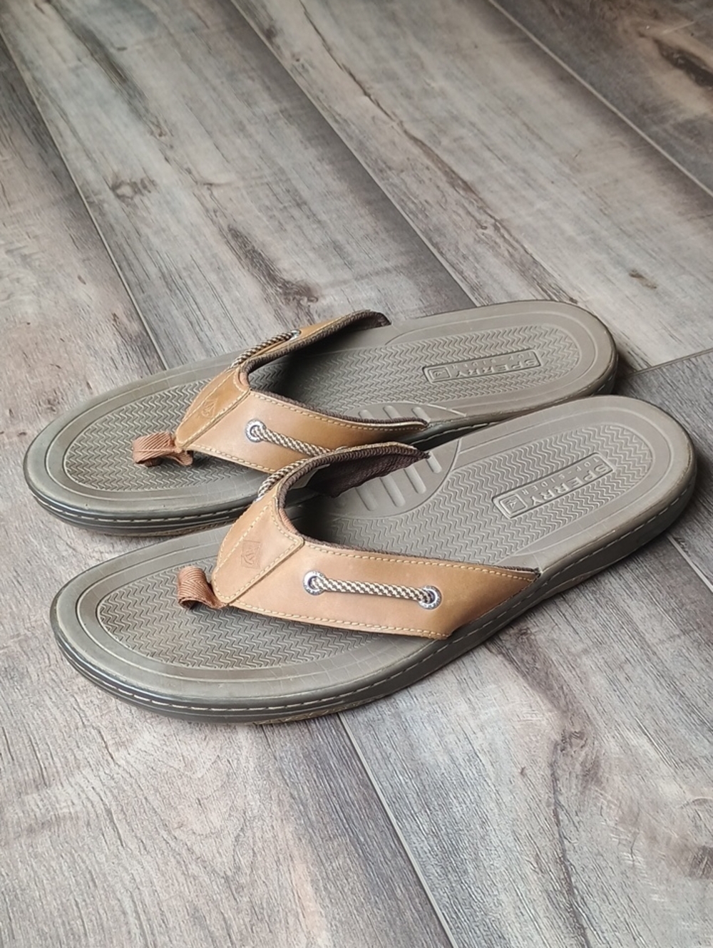 Sperry Men's Brown Leather-Trim Flip Flops